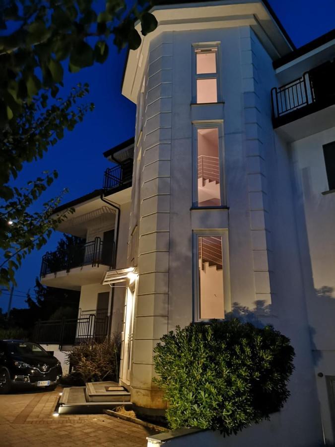 Raja Rooms Alife 외부 사진